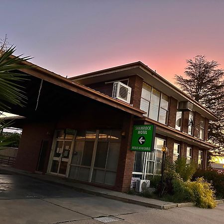 The Shamrock Hotel Balranald Exterior photo